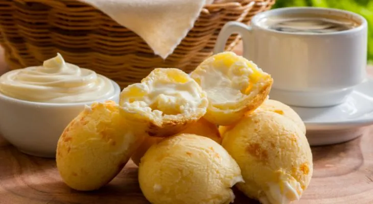 Pão de Queijo Delicioso e Fácil